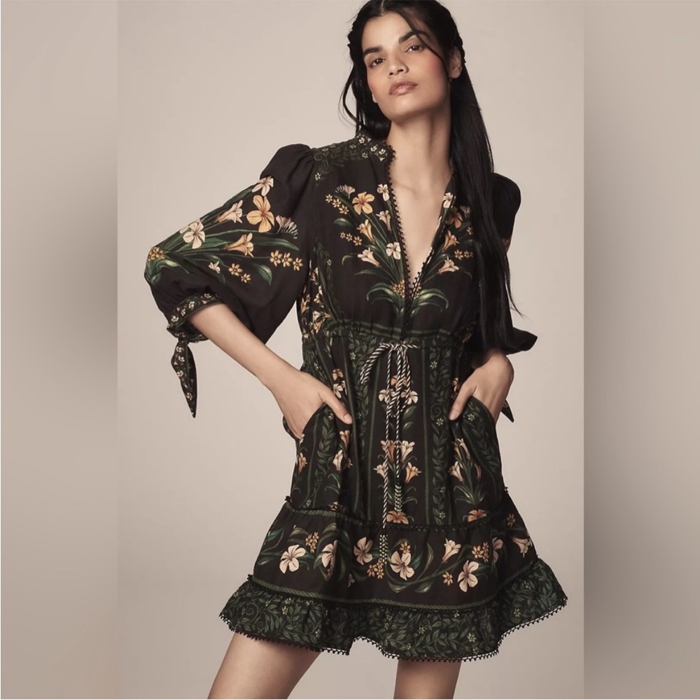 FARM Rio Black Flowers Arch Lenzing Ecovero Euroflax Mini Dress